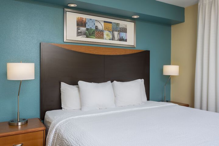 Room 12 of 17