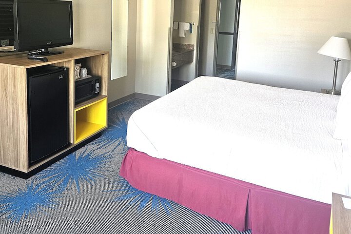 Room 14 of 60