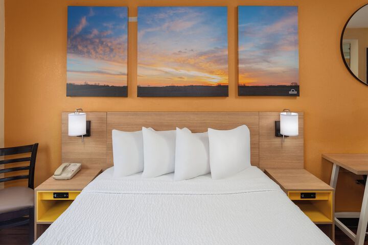 Room 27 of 56