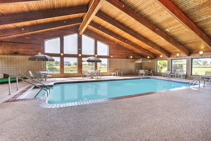 Pool 2 of 15