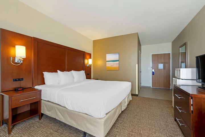 Room 17 of 31