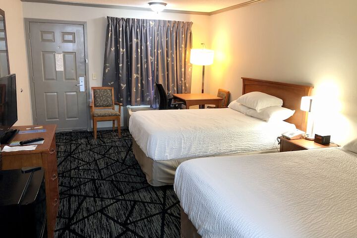 Room 10 of 24