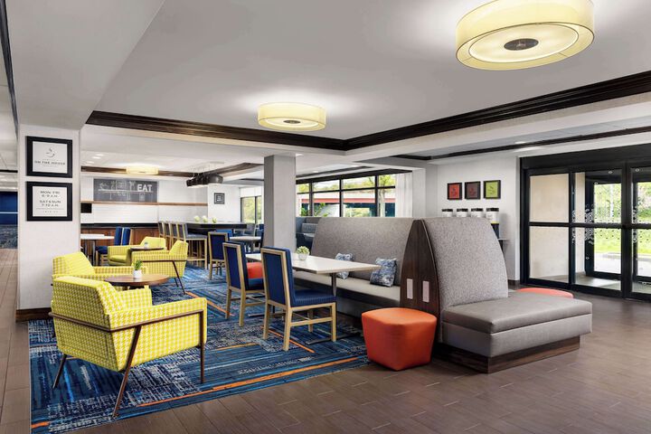 Hotel Interior 7 of 33