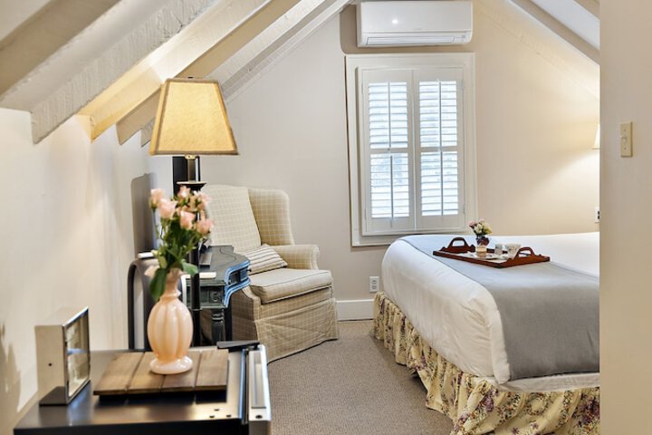 McCully House Inn