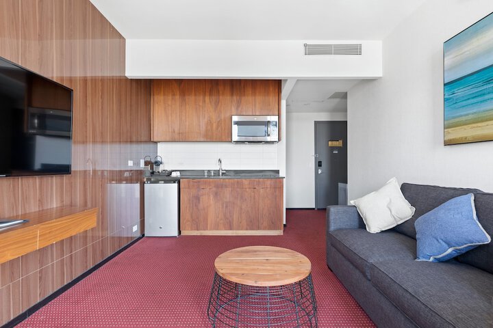 Room 9 of 61