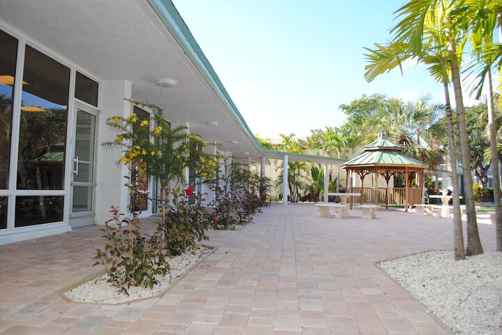 Floridian Hotel