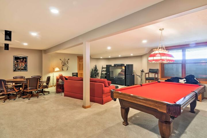 Custom Home w / Decks in Boulder! Gateway to Parks!