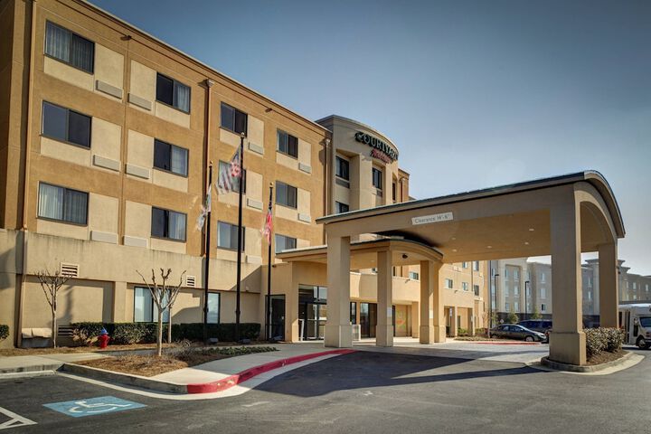 Hotel 2 of 44