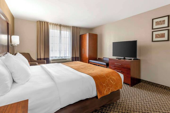 Comfort Suites Port Allen - Baton Rouge