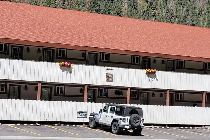 Hotel 6 of 127