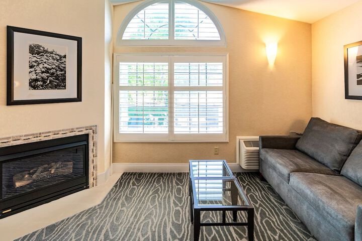 Best Western Plus Stevenson Manor