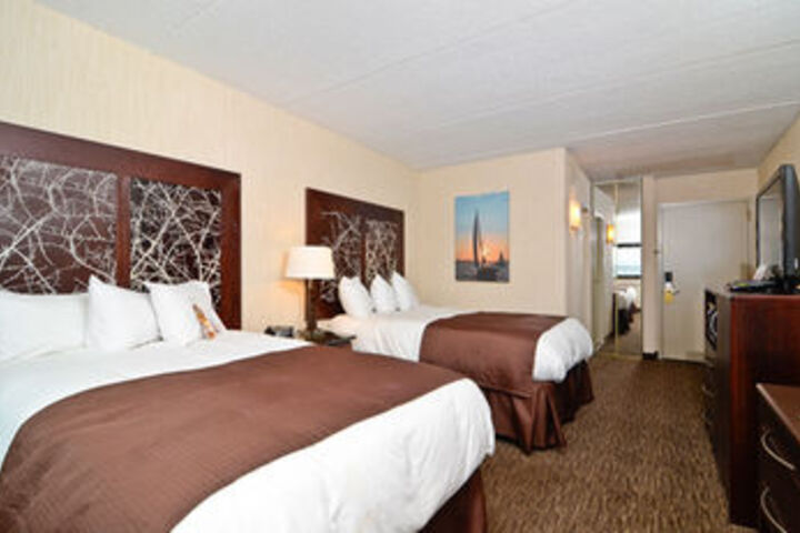 Ramada by Wyndham Buffalo Downtown