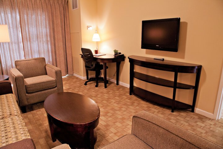 Room 16 of 32