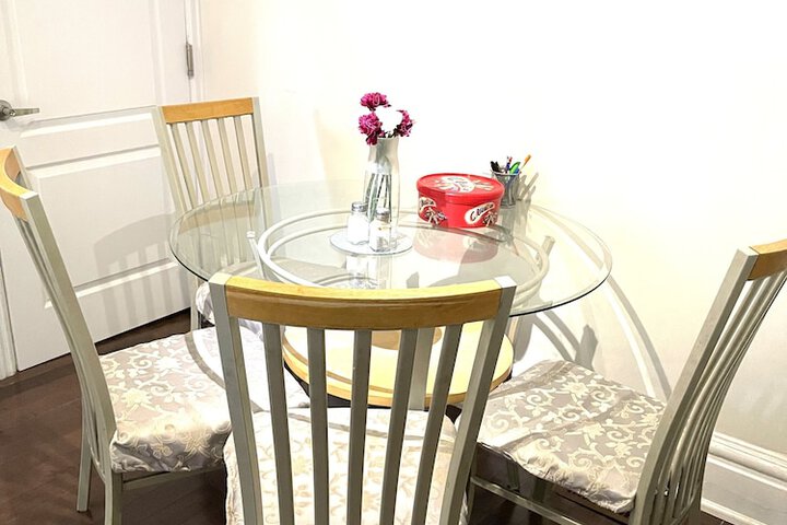 Dining 65 of 75