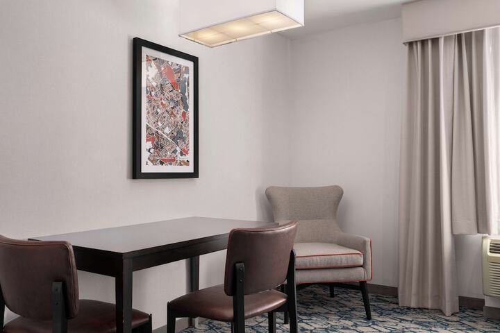 Room 43 of 63