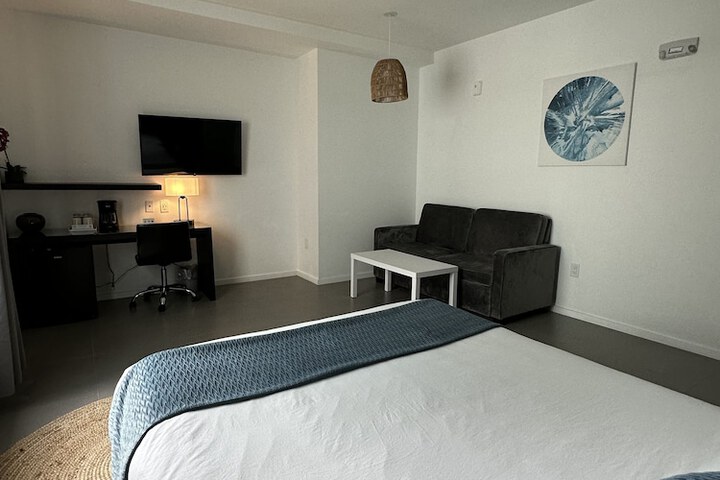 Room 58 of 106