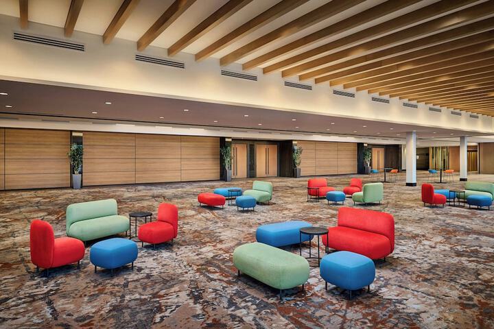 Sheraton Laval Hotel