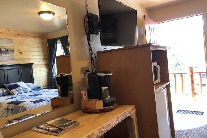 Mountain View Lodge & Cabins