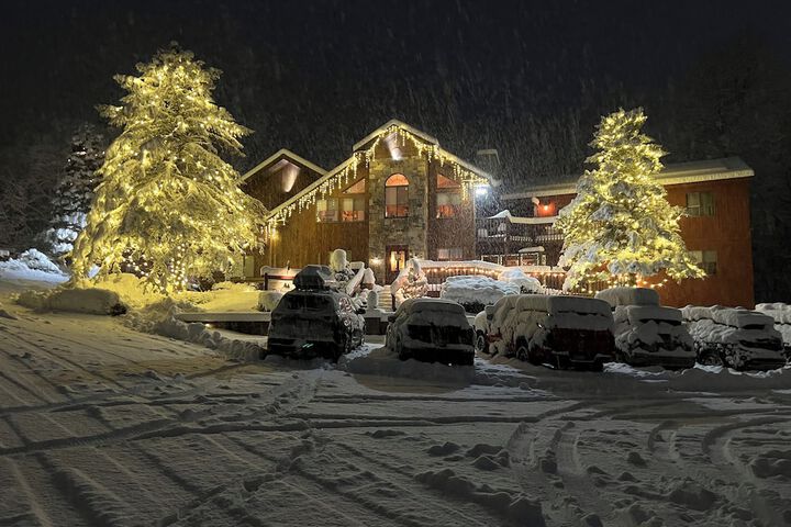 Snowed Inn