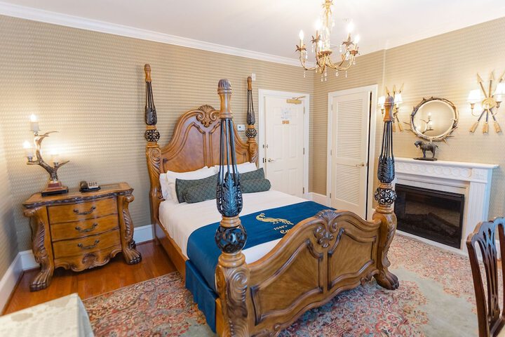 Room 20 of 80