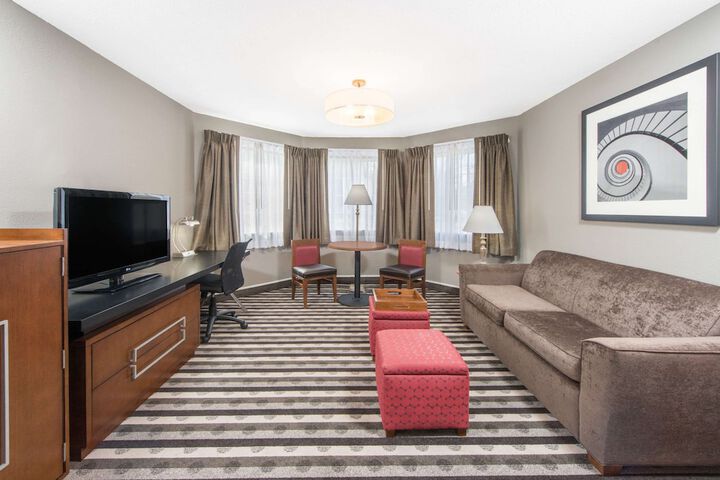 Room 17 of 25