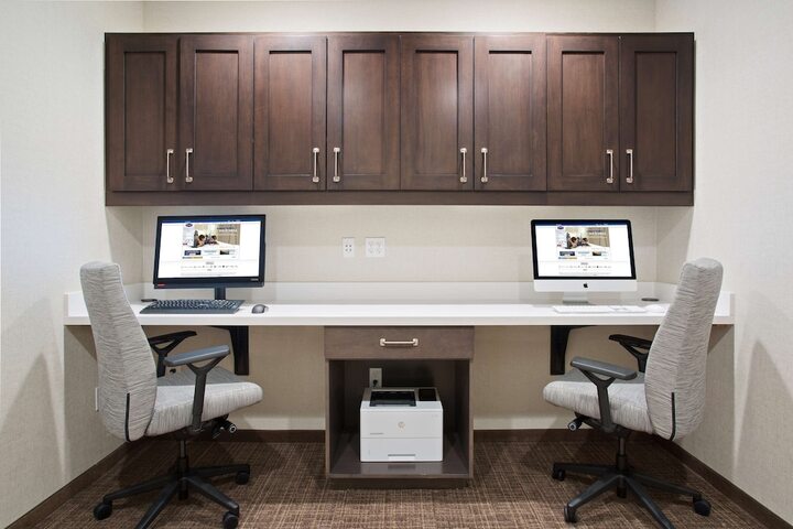 Business Center 54 of 55