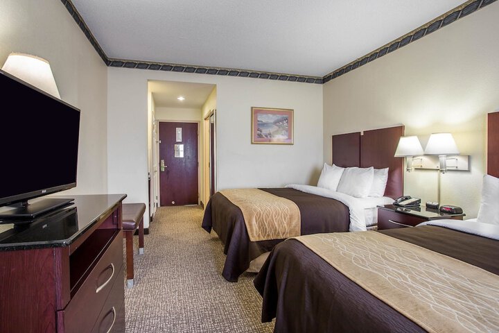 Room 25 of 43