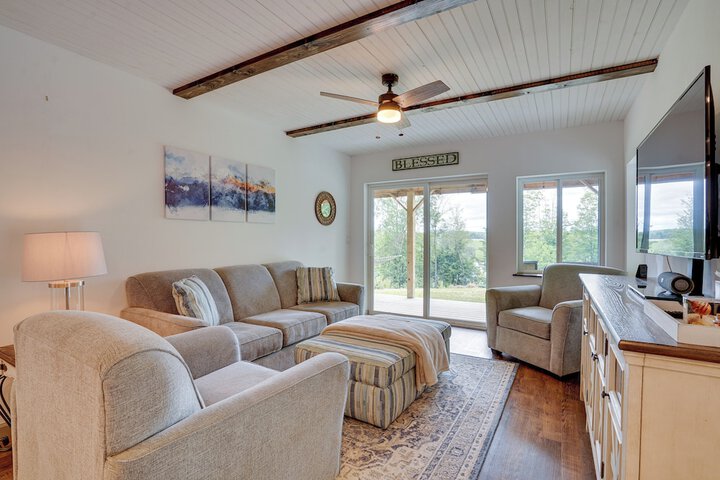 Secluded Marathon Hideaway w / Fire Pit + Views!