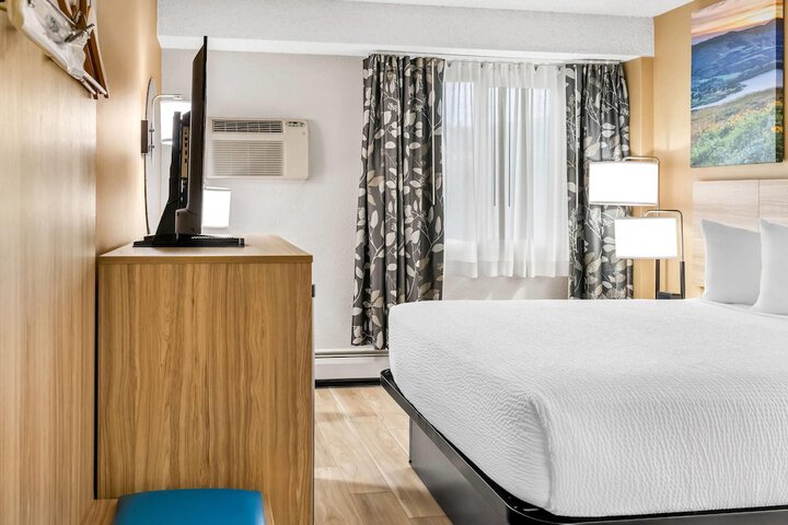 Days Inn by Wyndham Helena