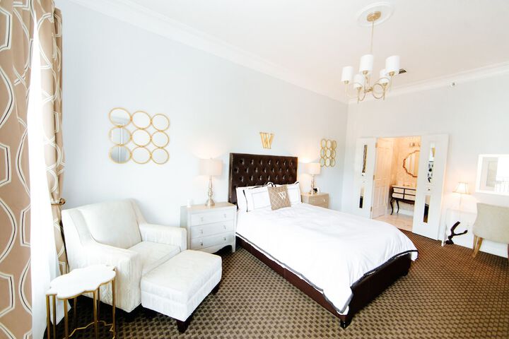Room 44 of 50