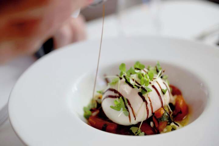 Dining 64 of 99
