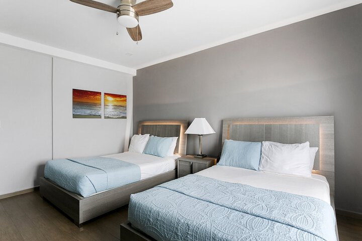 Room 10 of 47