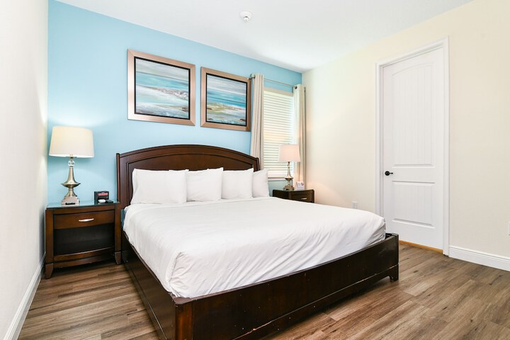Room 407 of 705