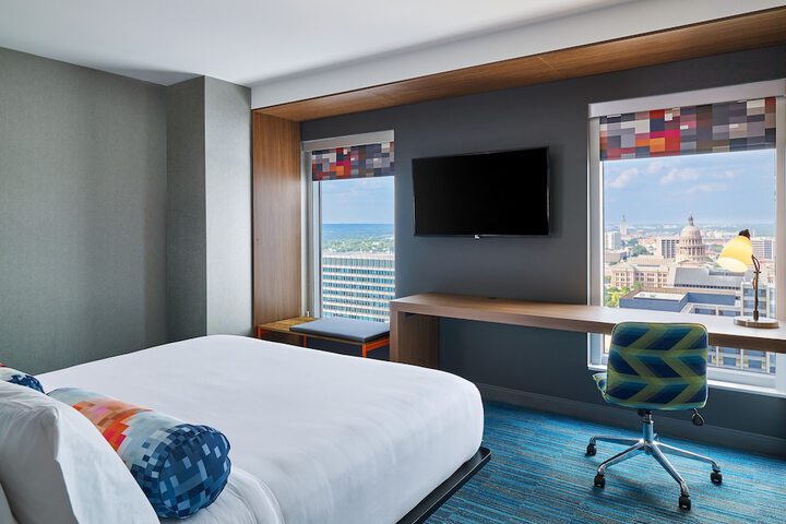 Aloft by Marriott Austin Downtown