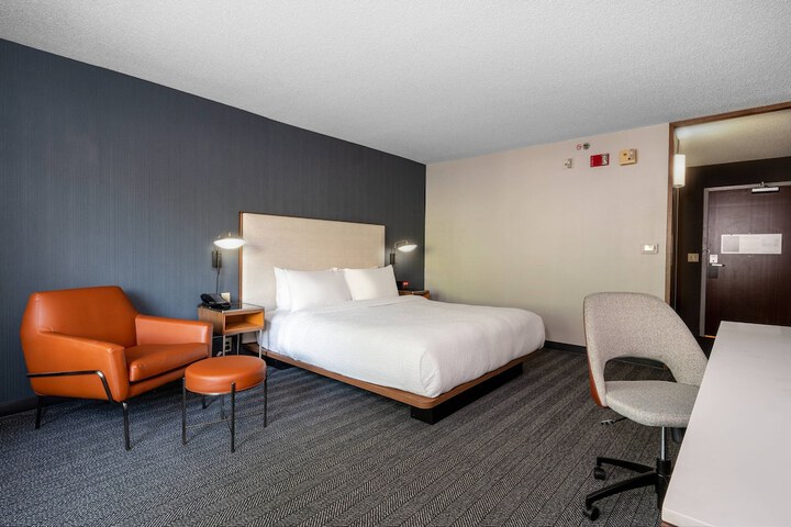 Room 20 of 47