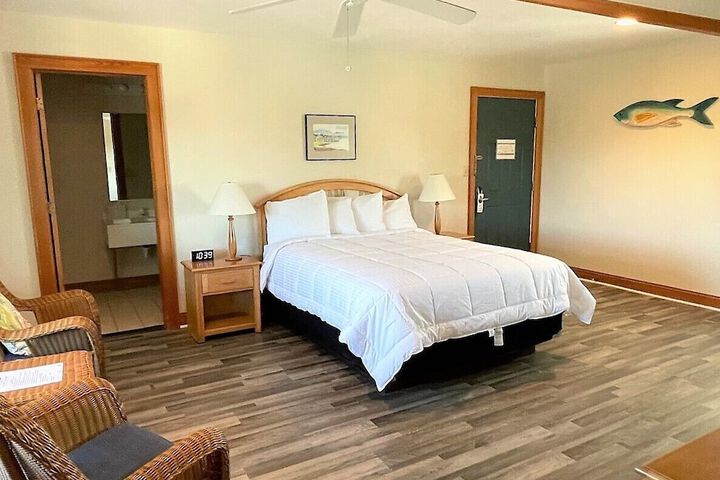 Pony Island Inn