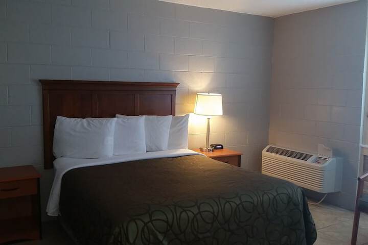 Room 22 of 55