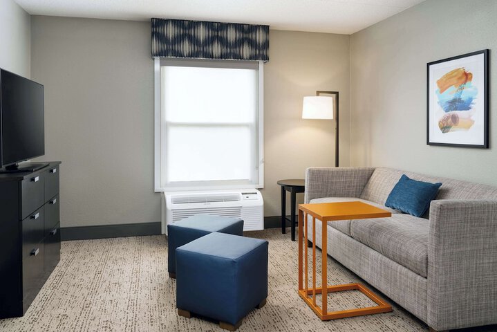 Room 53 of 64