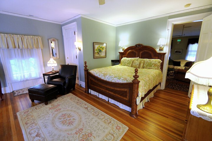 Room 36 of 64