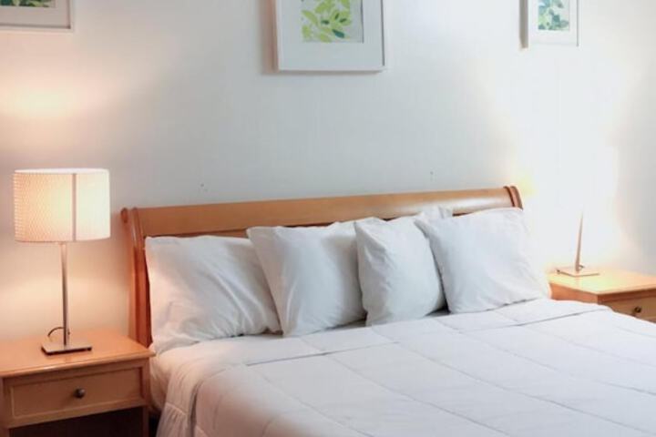 Room 10 of 37