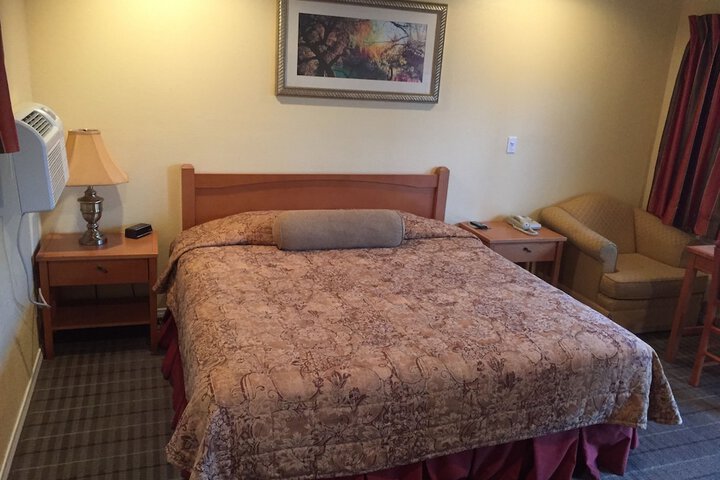 Room 34 of 60