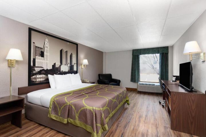 Super 8 by Wyndham Columbus