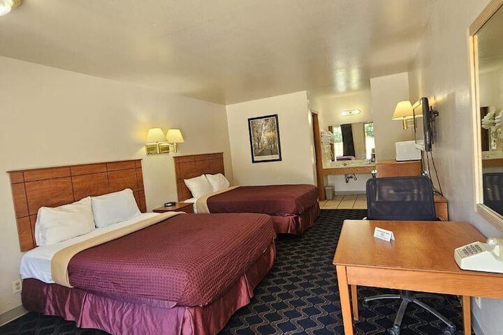 Room 14 of 27