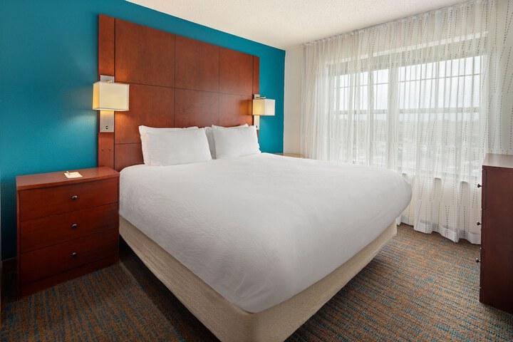 Room 21 of 35