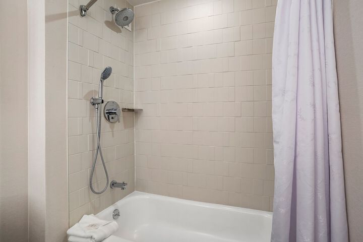 Sheraton Suites Wilmington Downtown