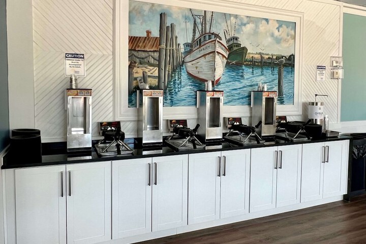 Breakfast/Coffee Service 53 of 57