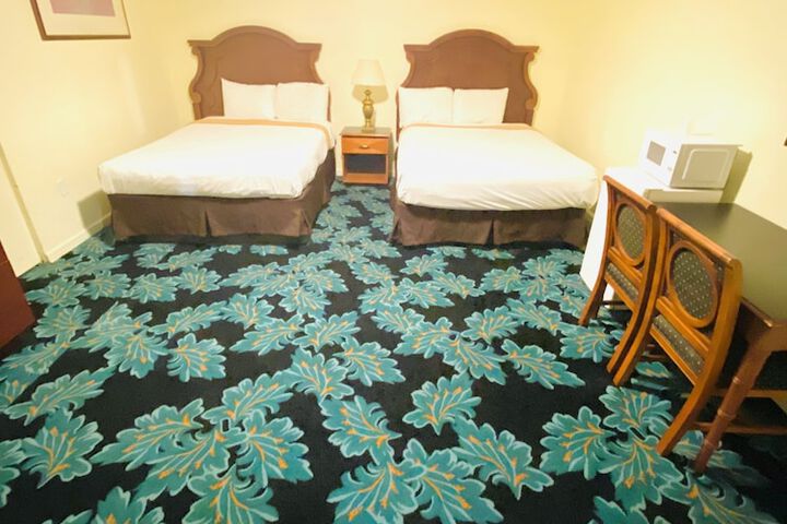 Room 22 of 27