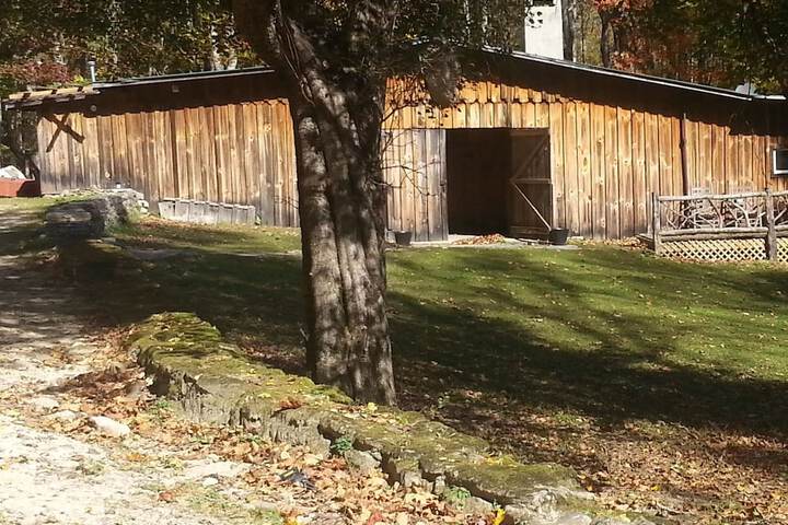 Arrowmont Stables & Cabins