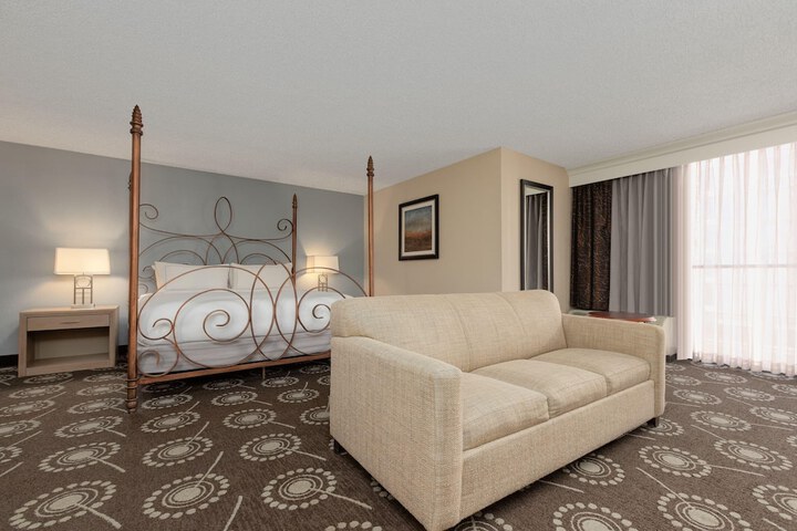 Wyndham Midland Downtown