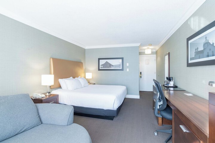 Room 20 of 37